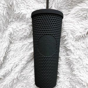 SOLD✨STARBUCKS - Matte Black Venti 24 oz Tumbler